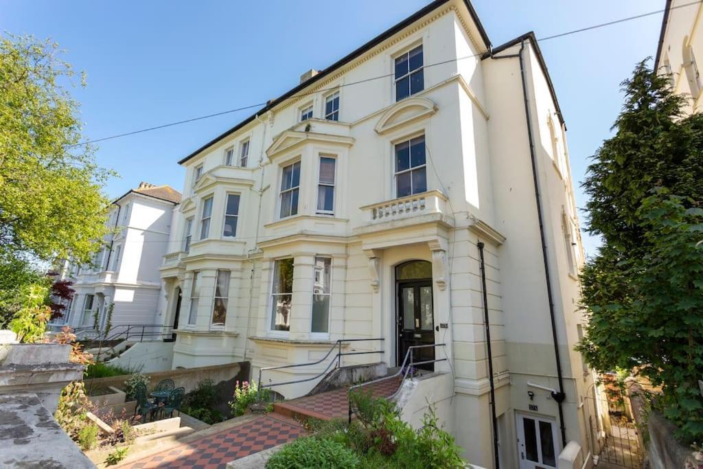 Apartament Luxurious Victorian, A Few Minutes From The Beach - Sleeps 2 Adults And Up To 3 Children St Leonards-on-Sea Zewnętrze zdjęcie